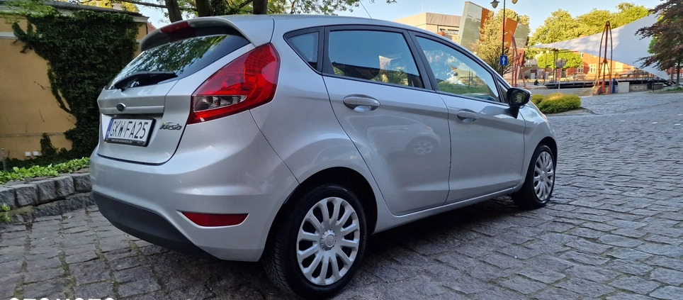Ford Fiesta cena 19900 przebieg: 145000, rok produkcji 2012 z Wieliczka małe 466